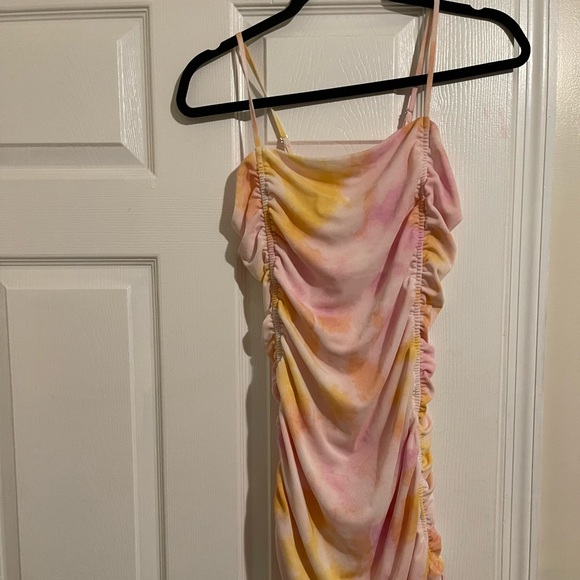 Multi-colored Ruched Dress - Picture 2 of 2